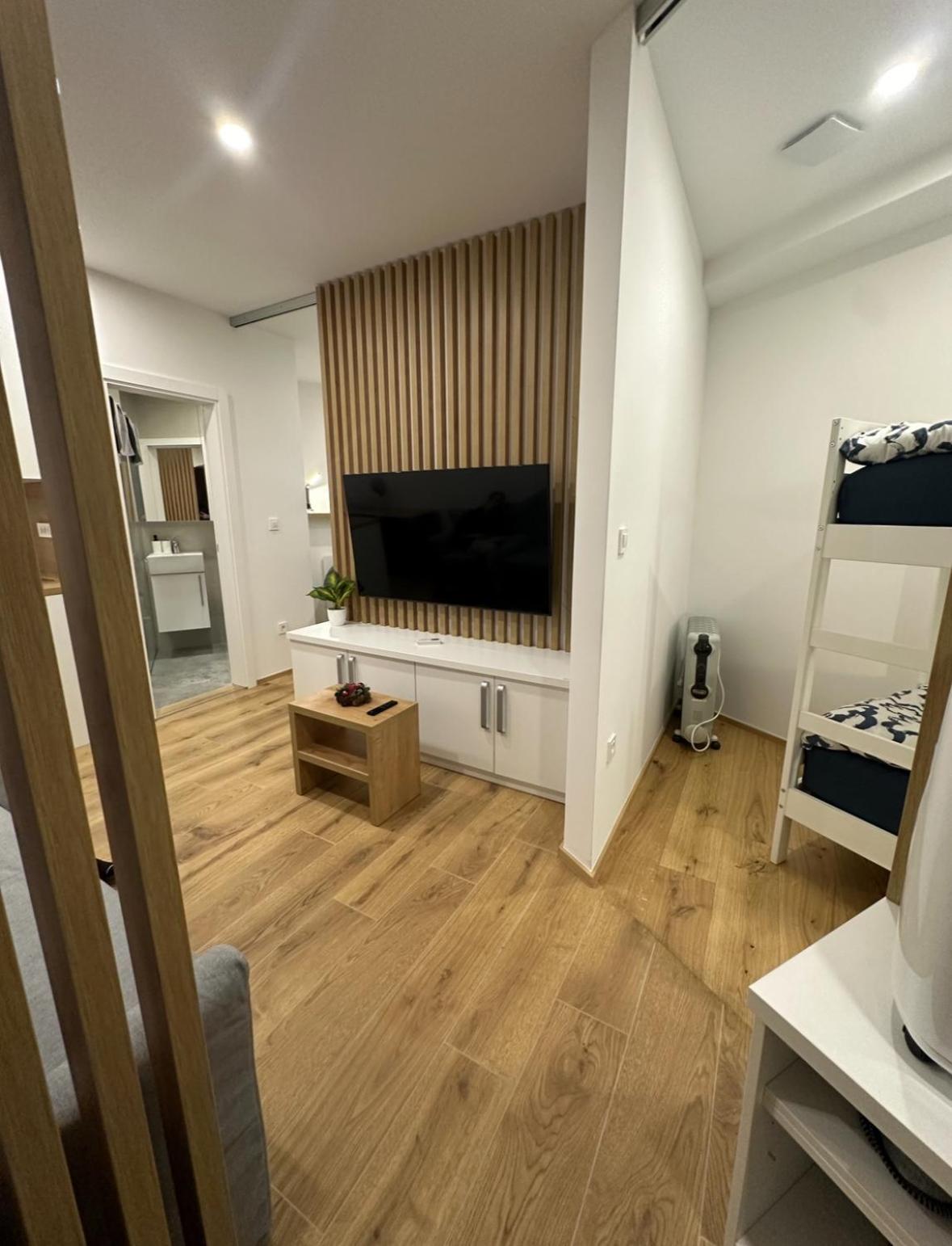 Apartma Tisa Bohinj-No Ouside Windows ภายนอก รูปภาพ